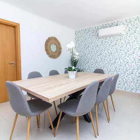 Paco No Vale By Ici Algarve *