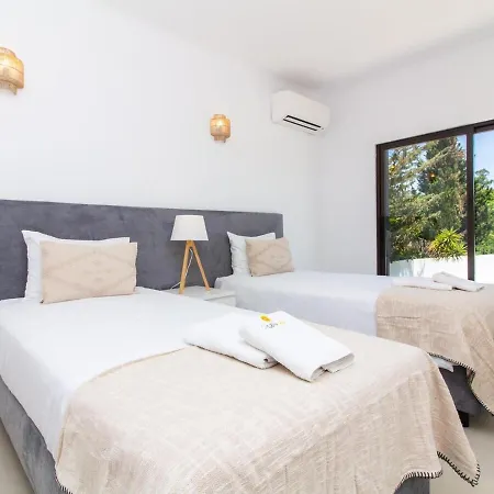 Paco No Vale - Privat Heated Pool & Privacy & Vale Navio Villa *