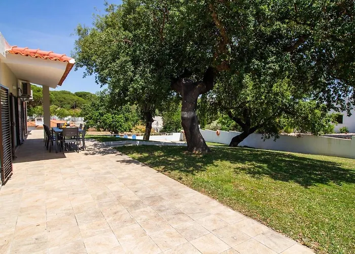 Paco No Vale By Ici Албуфейра